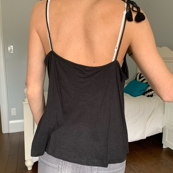 Embroidered Tank Top - Picture 3 of 6